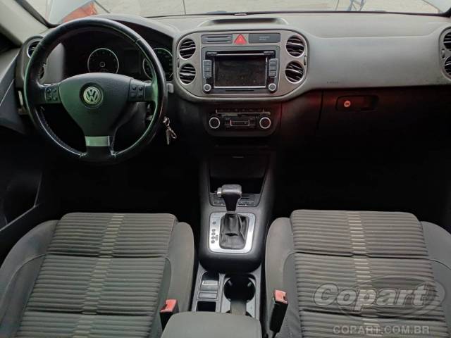 2010 VOLKSWAGEN TIGUAN 