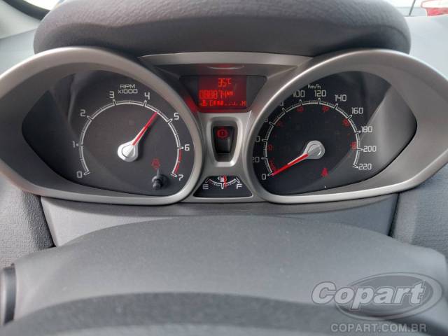 2013 FORD FIESTA 
