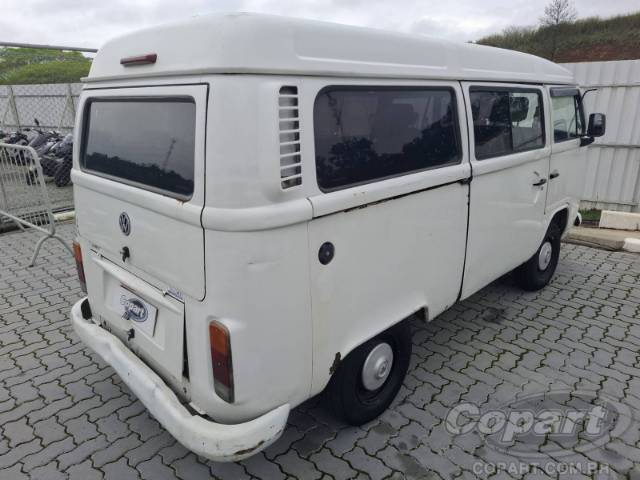 2010 VOLKSWAGEN KOMBI 