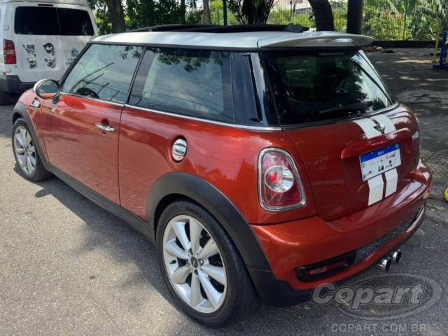 2011 MINI COOPER 