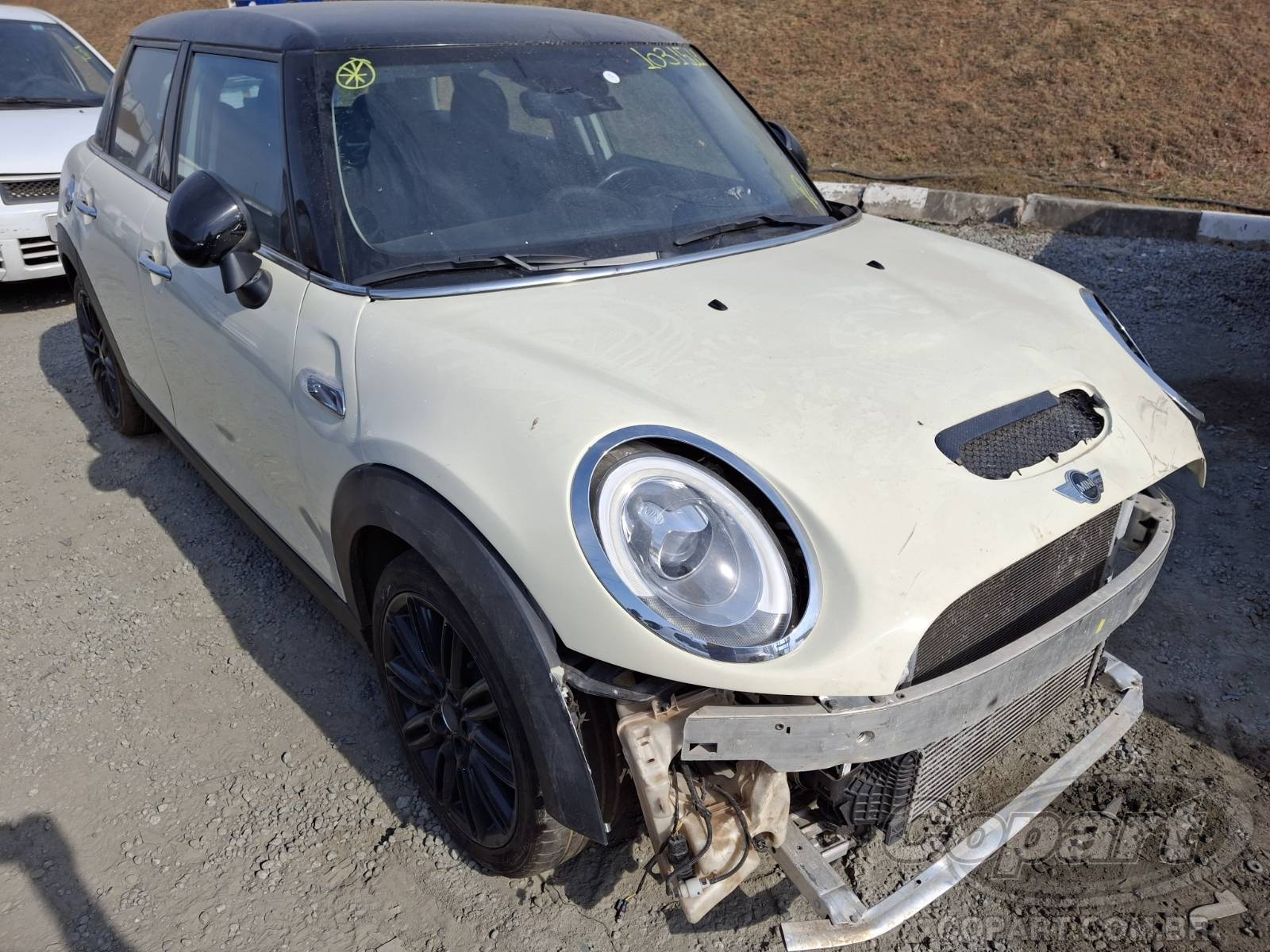 Veículo BMW Cooper MINI COOPER S 2.0 16V TWIN TURBO 2017 Gasolina 2017 em leilão