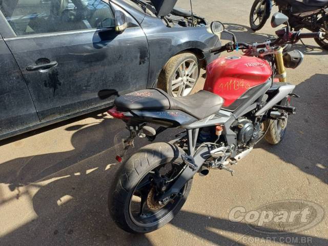 2015 TRIUMPH STREET TRIPLE 