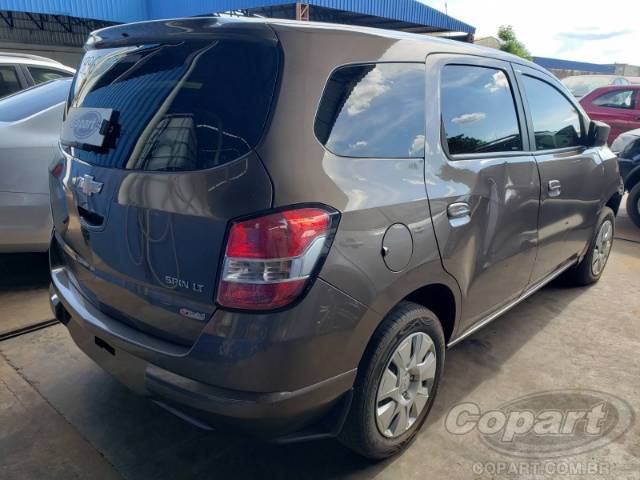 2016 CHEVROLET SPIN 