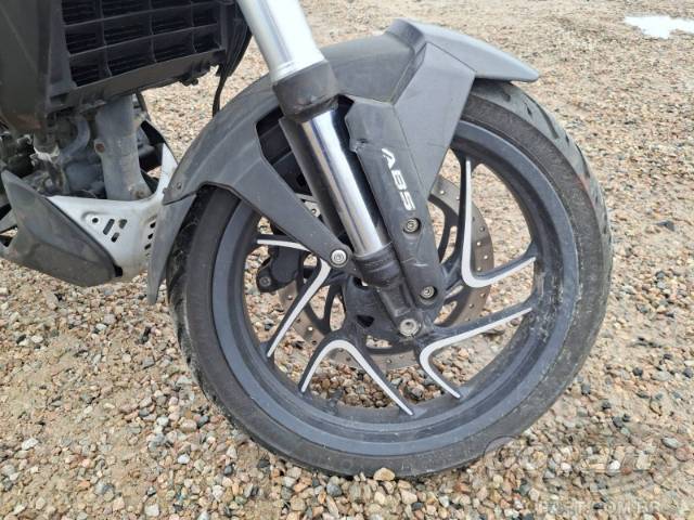 2024 BAJAJ DOMINAR 