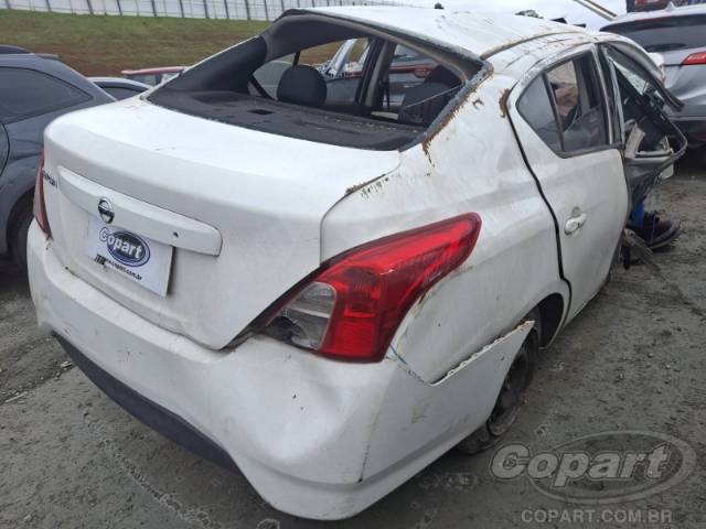 2019 NISSAN VERSA 