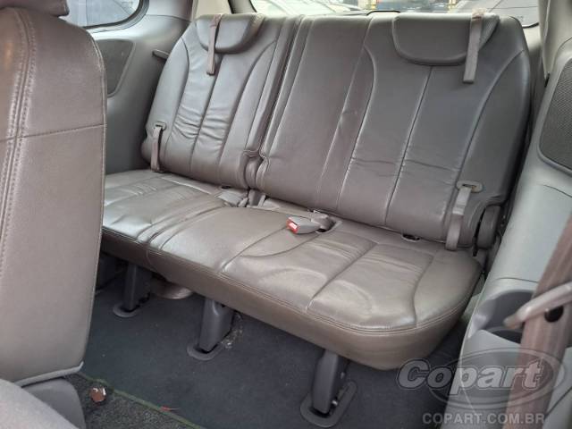 2011 KIA GRAND CARNIVAL 