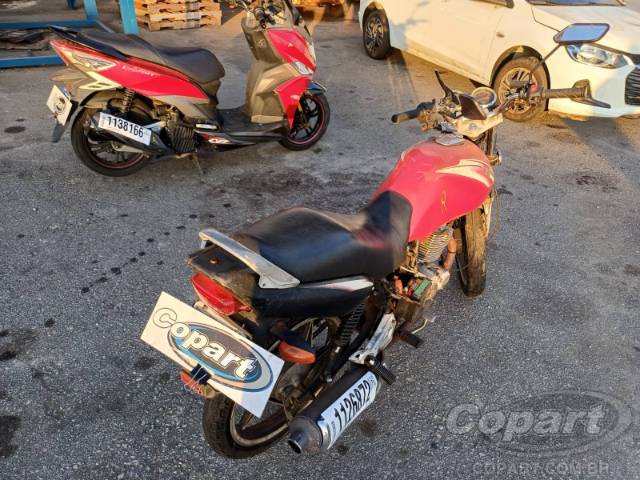2011 SUZUKI EN125 