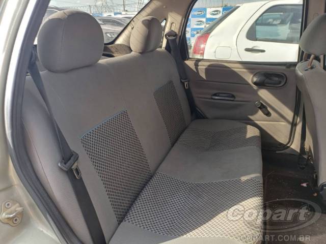 2009 CHEVROLET CLASSIC 