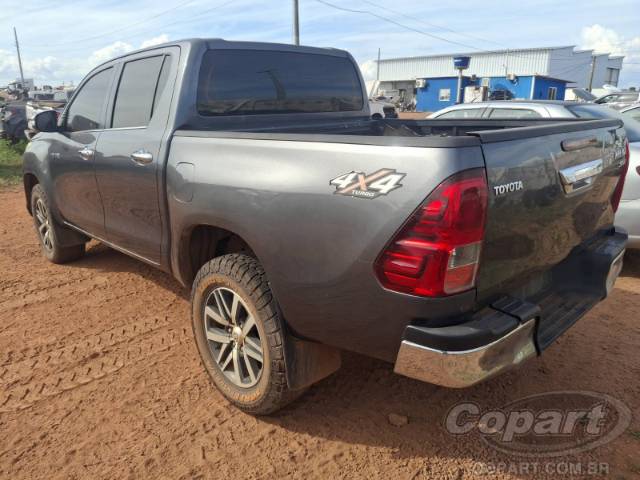 2017 TOYOTA HILUX CD 