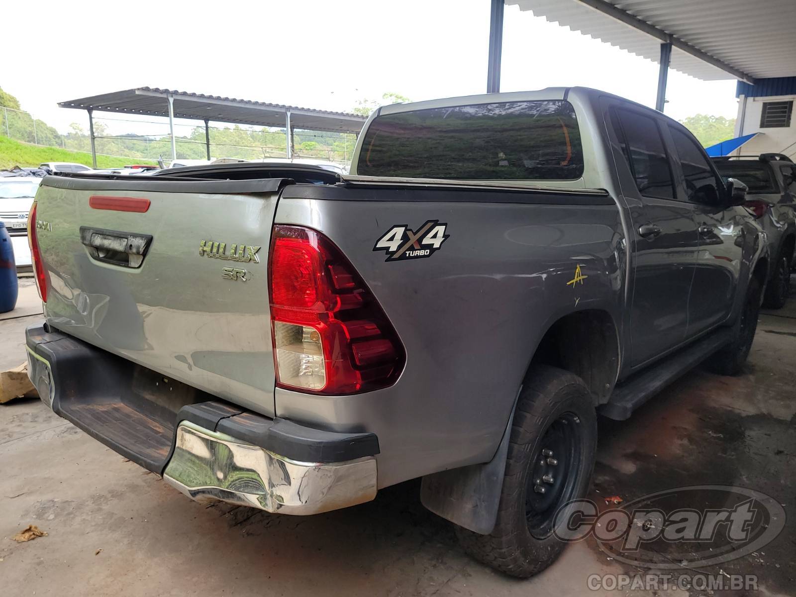2018 TOYOTA HILUX CD — leilão em Embú Das Artes/SP (foto 4)