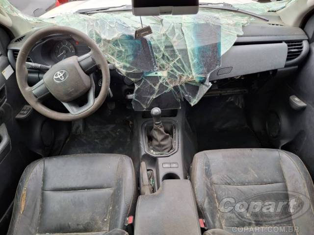 2017 TOYOTA HILUX CD 