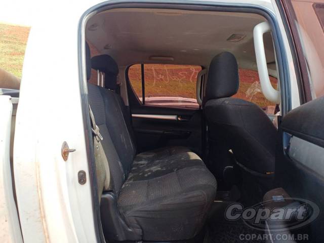 2017 TOYOTA HILUX CD 