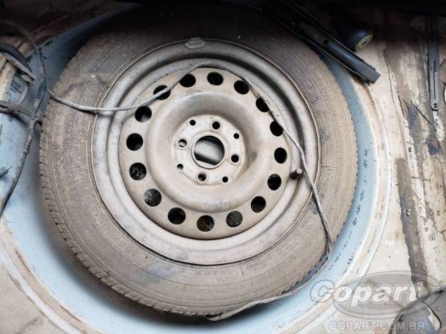 2004 VOLKSWAGEN GOL 