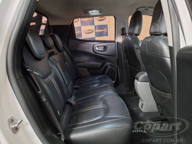 2017 FIAT TORO 