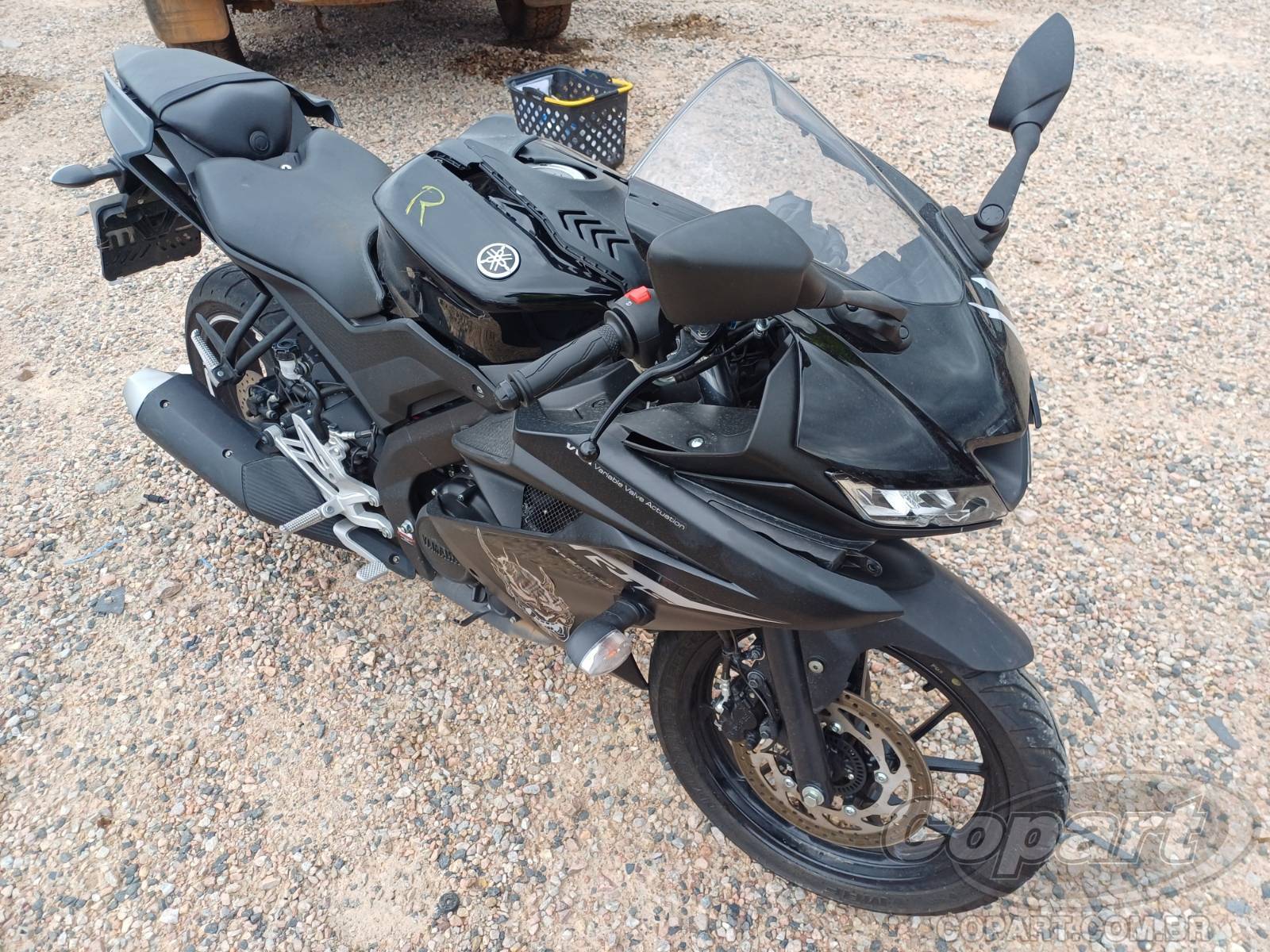Yamaha YZF R15 2025