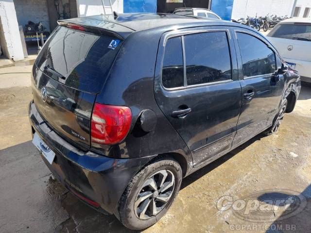 2011 VOLKSWAGEN FOX 