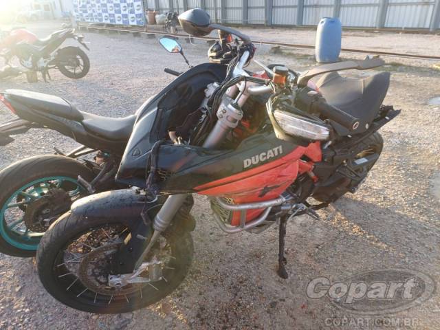 2021 DUCATI MULTISTRADA 