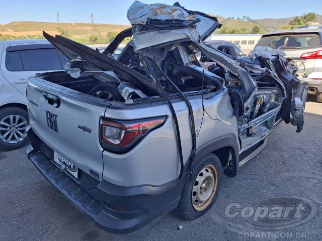 2024 FIAT STRADA CD 