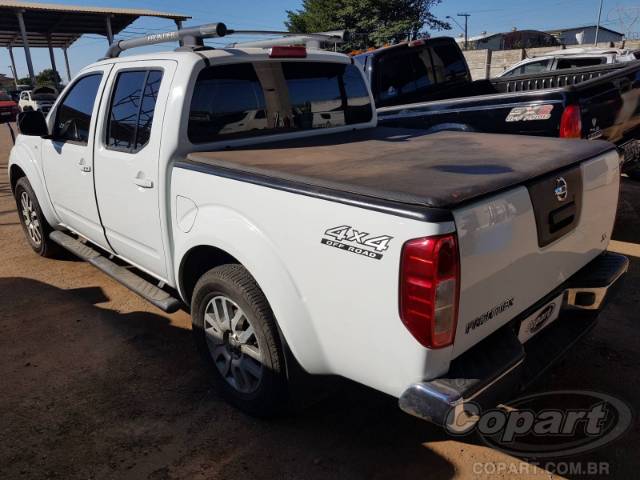 2016 NISSAN FRONTIER CD 