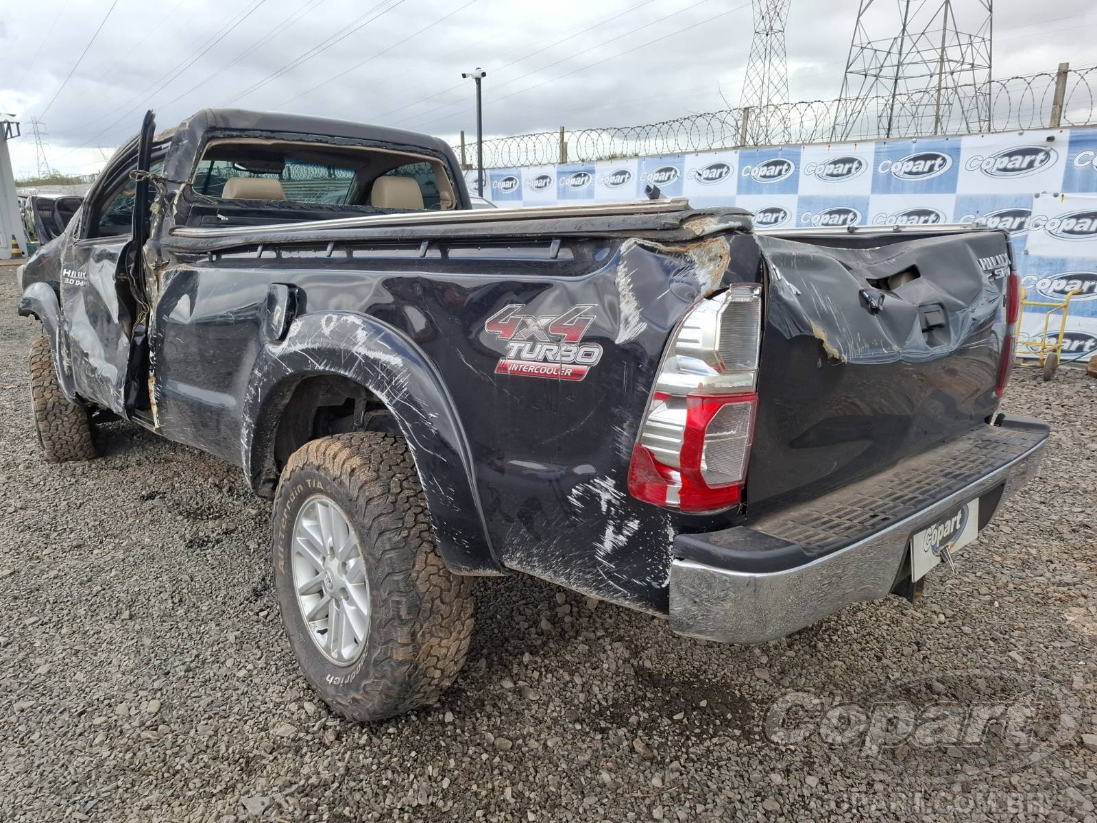 Foto 3: 2015 TOYOTA HILUX CS