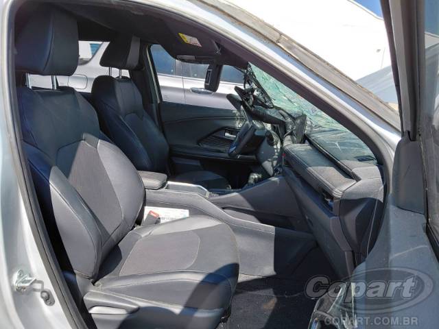2026 TOYOTA Yaris Cross 