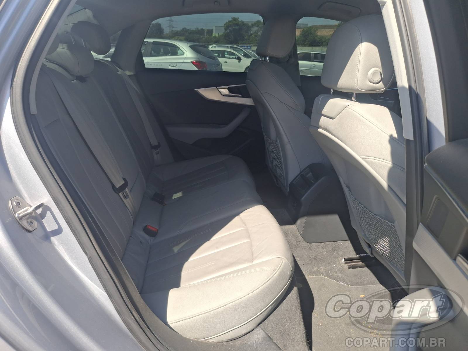 2016 AUDI A4 — foto 6 de 10
