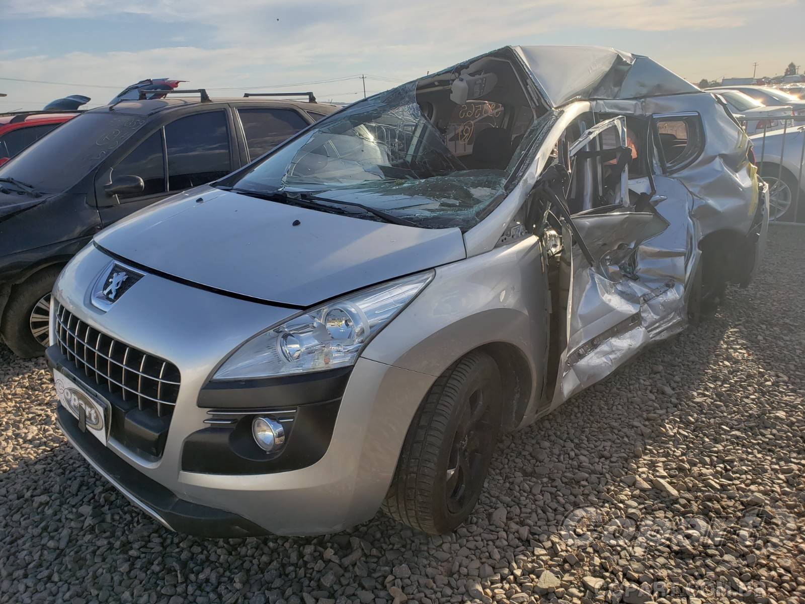 Foto 2: 2012 PEUGEOT 3008