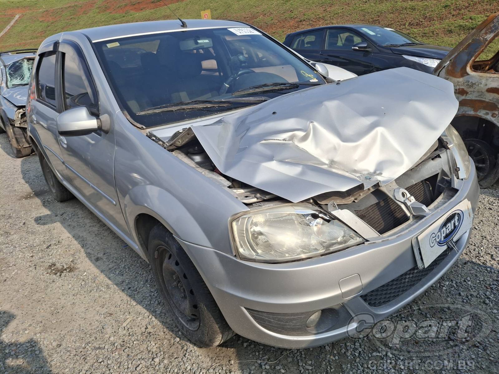 Veículo Renault Logan Renault Logan Expression 1.6 Hi-Flex 2012 Médio Estado 2012 em leilão