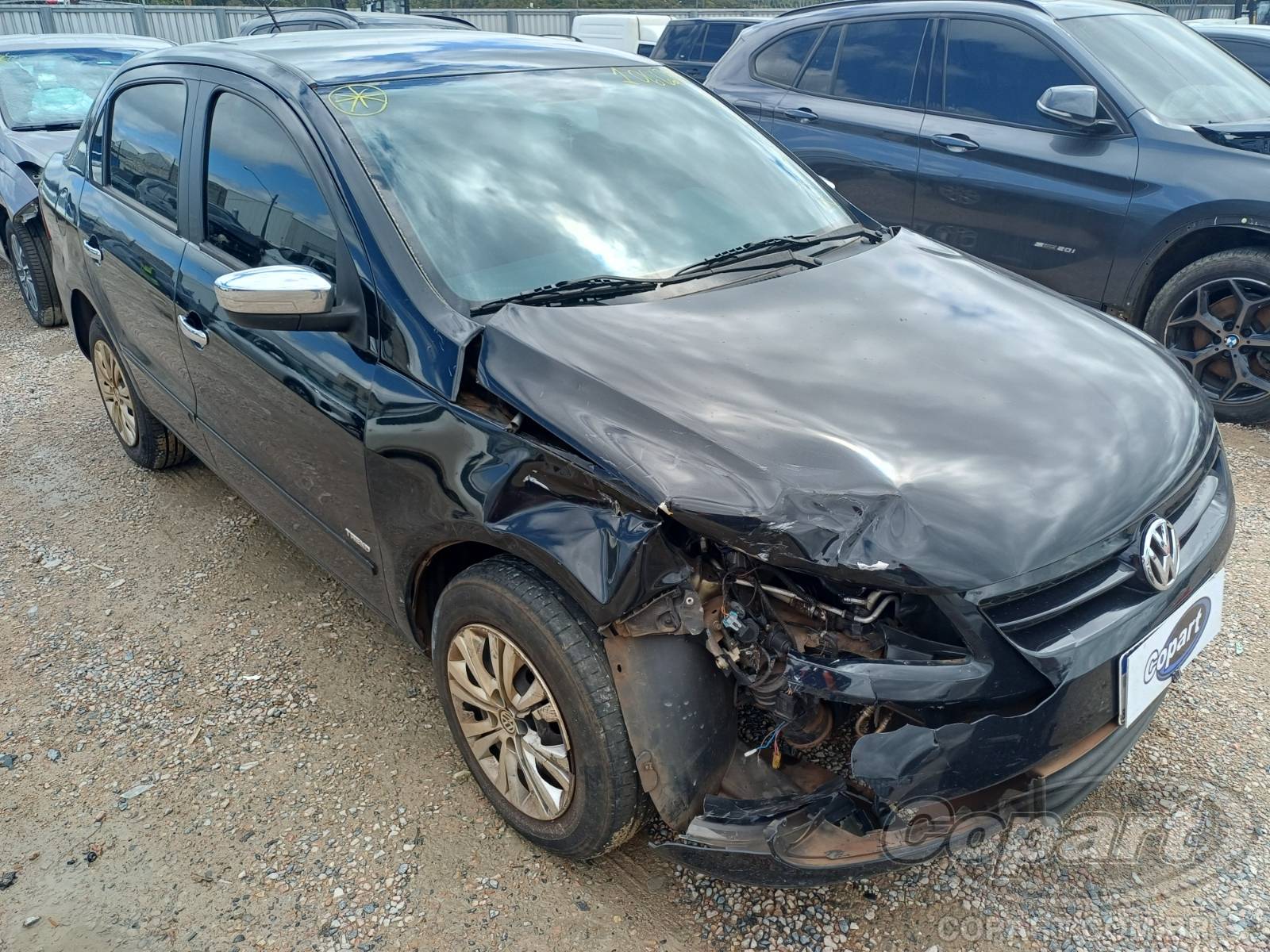 Veículo VW - VolksWagen Voyage VOLKSWAGEN VOYAGE 1.0 TOTAL FLEX 2011 2011 em leilão