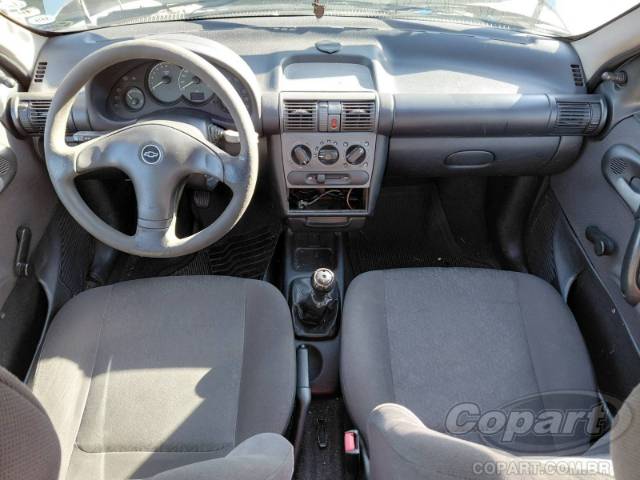 2006 CHEVROLET CLASSIC 