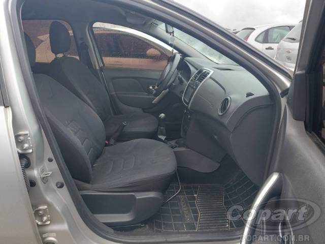 2015 RENAULT SANDERO 