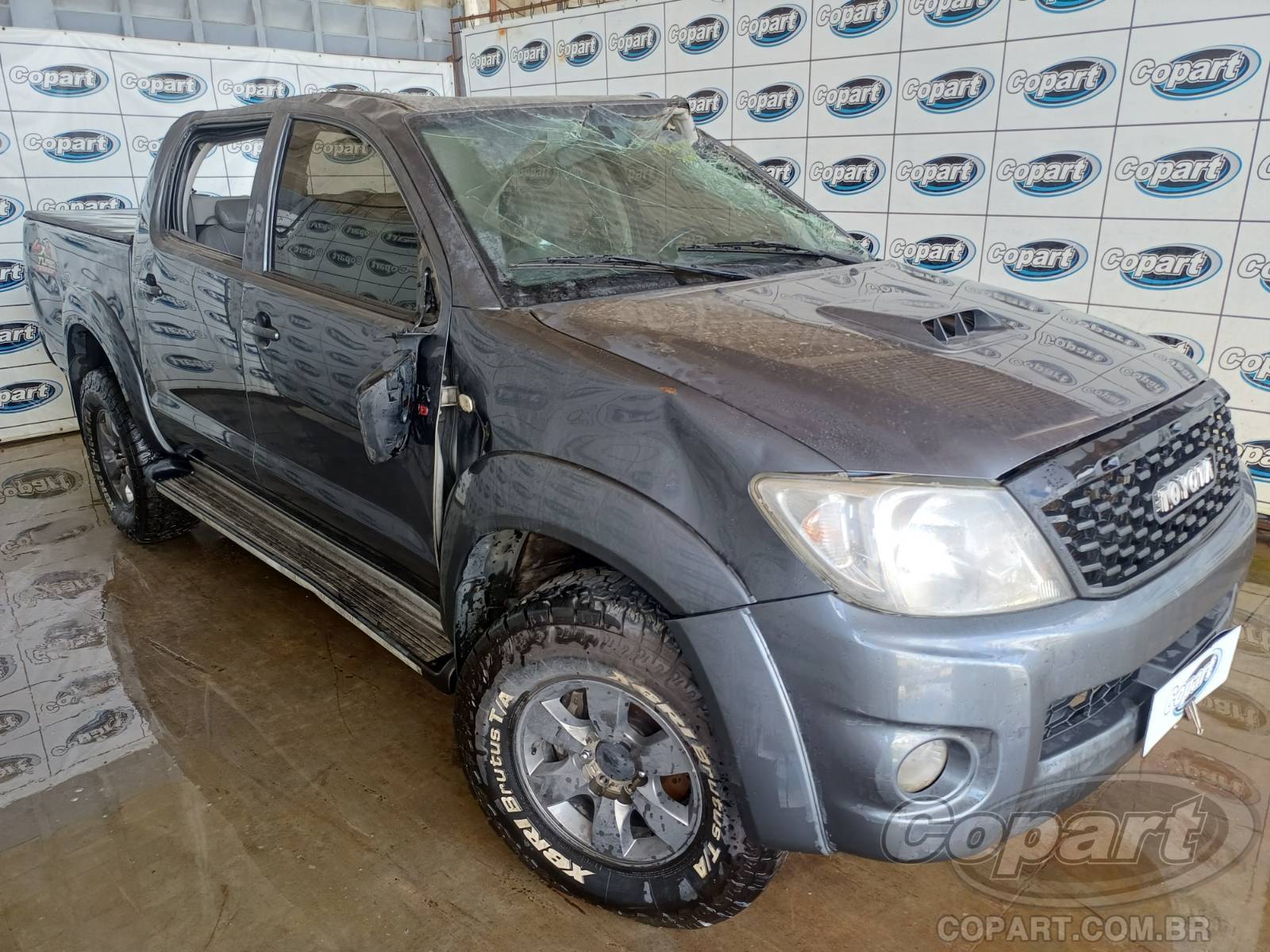 Toyota Hilux CD SRV 3.0 D-4D Turbo 2010 Médio Estado