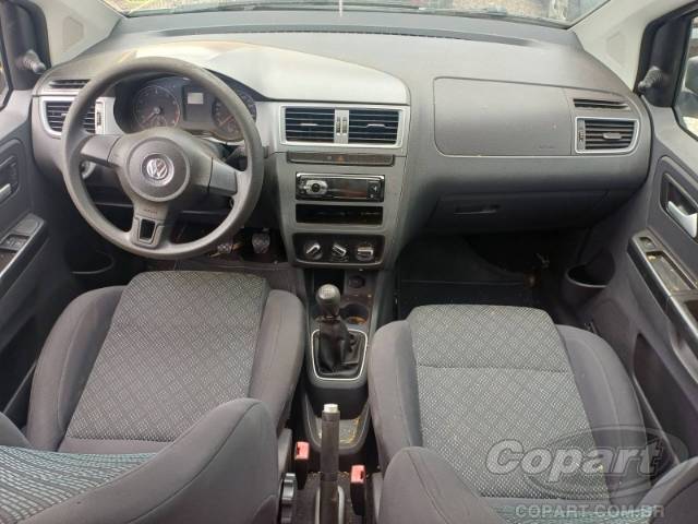 2015 VOLKSWAGEN FOX 
