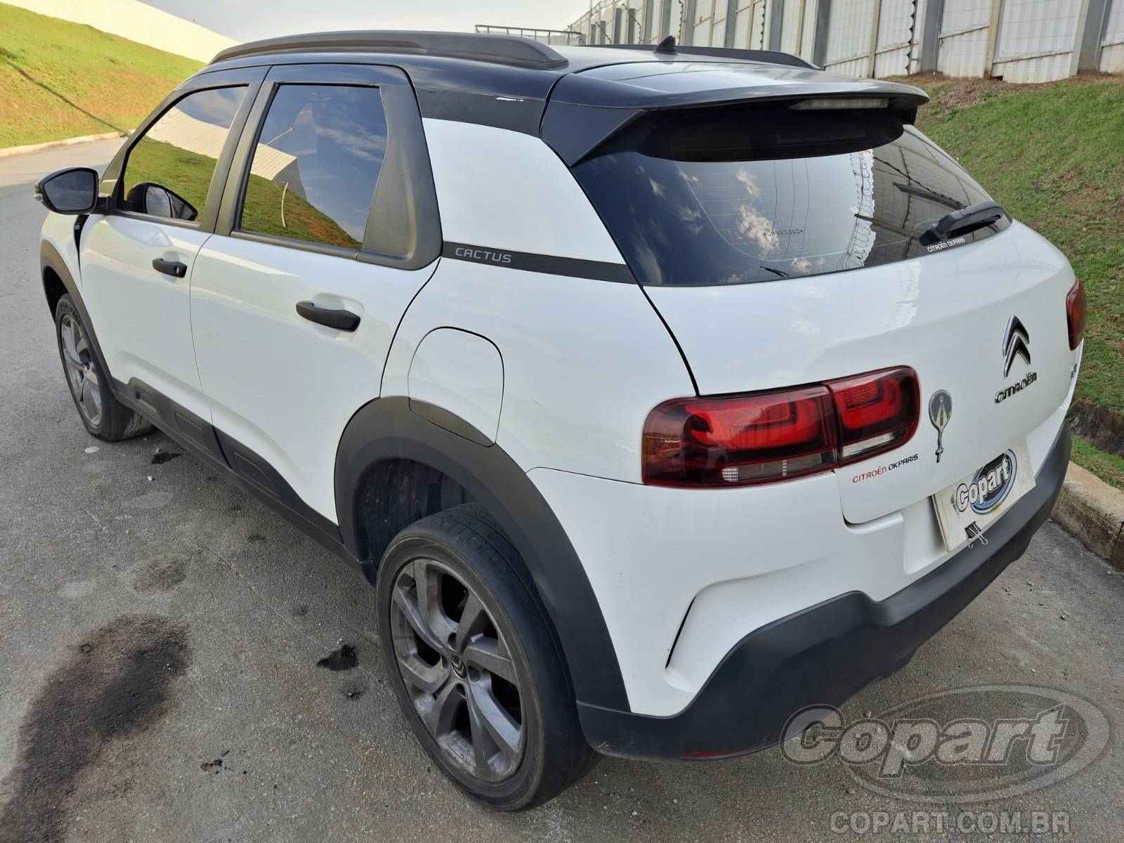 Foto 3: 2020 CITROEN C4 CACTUS