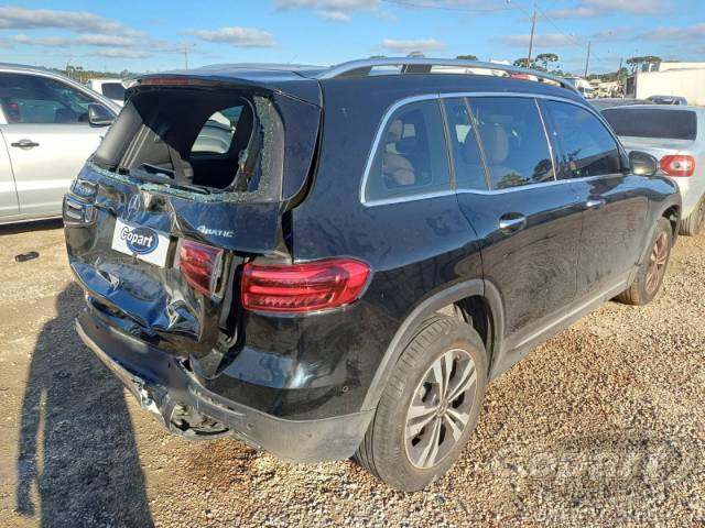 2025 MERCEDES BENZ GLB 