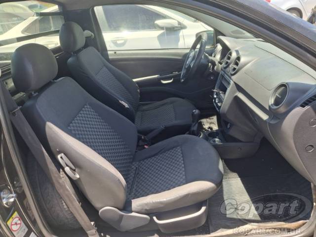 2015 VOLKSWAGEN SAVEIRO 