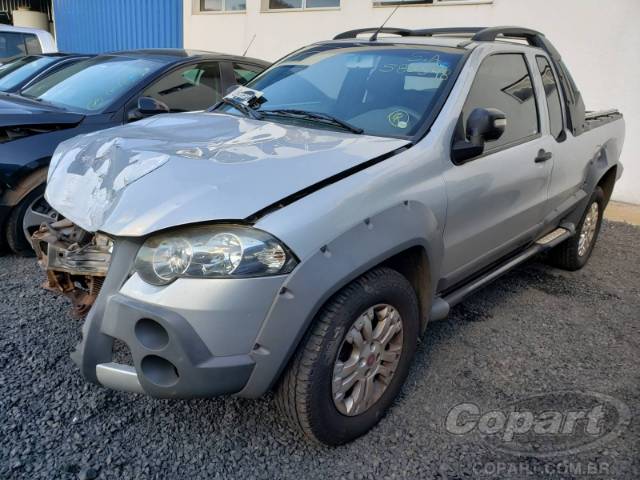 2011 FIAT STRADA 