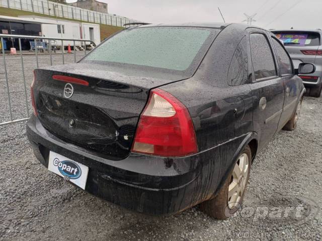 2005 CHEVROLET CORSA SEDAN 