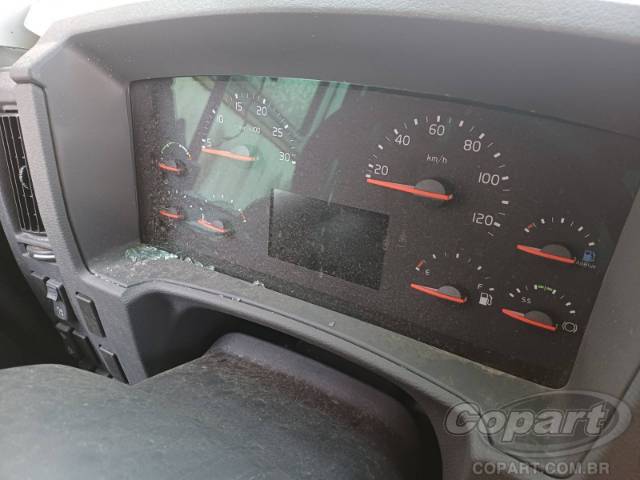 2025 VOLVO VM 