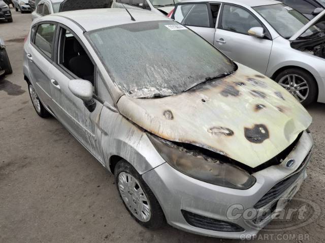 2015 FORD FIESTA 