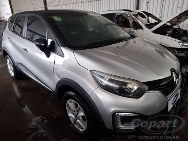 2021 RENAULT CAPTUR 