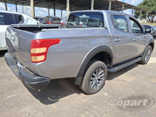 2021 MITSUBISHI L200 TRITON 