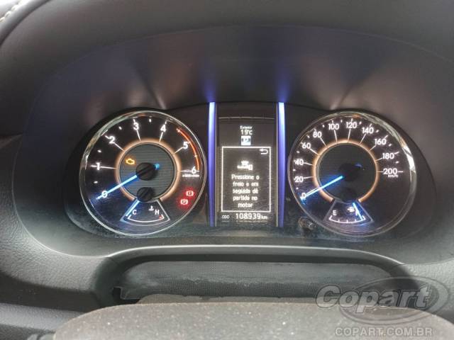 2017 TOYOTA HILUX SW4 