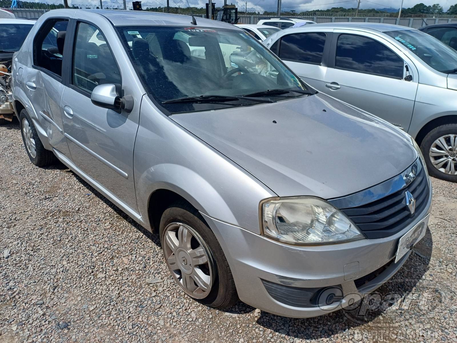 Veículo Renault Logan Renault Logan Expression 1.6 Hi-Flex 2012 2012 em leilão