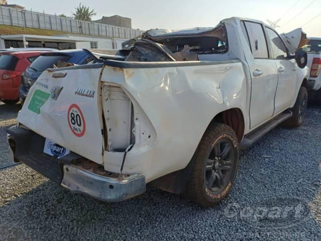 2024 TOYOTA HILUX CD 