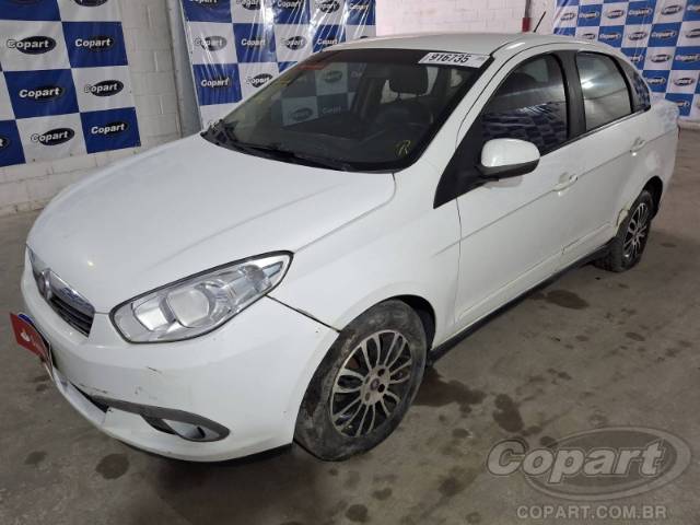 2015 FIAT GRAND SIENA 