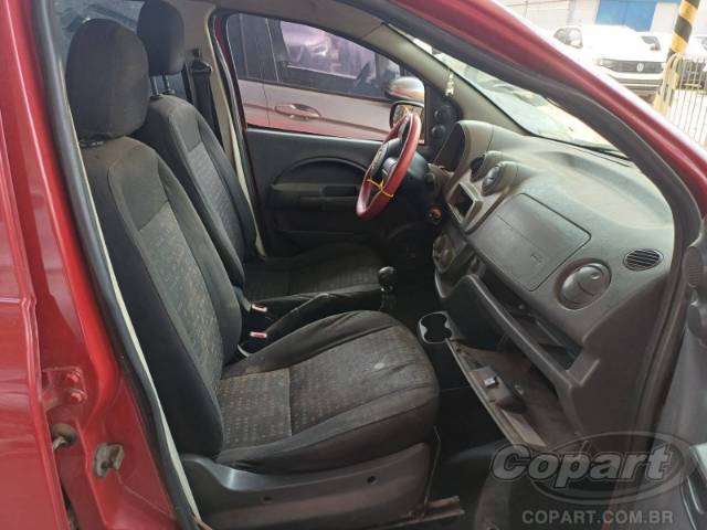 2015 FIAT UNO 