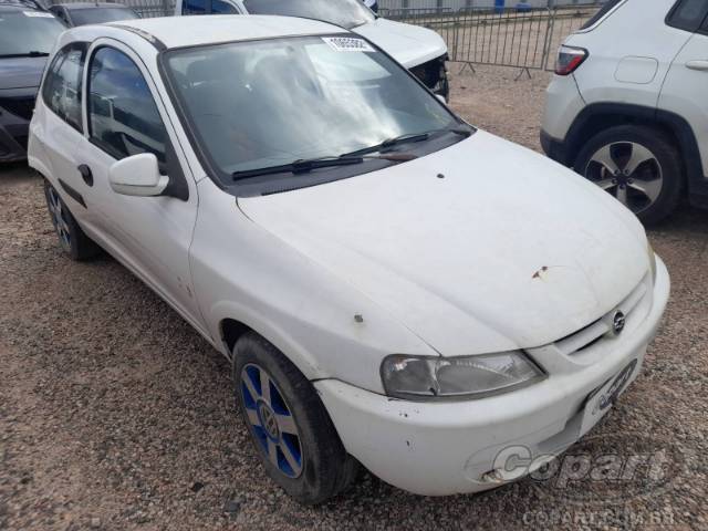 2002 CHEVROLET CELTA 
