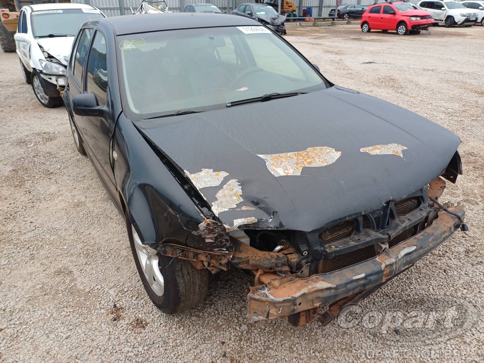 Veículo VW - VolksWagen Golf Volkswagen Golf 1.6 2003 Recuperável 2003 em leilão