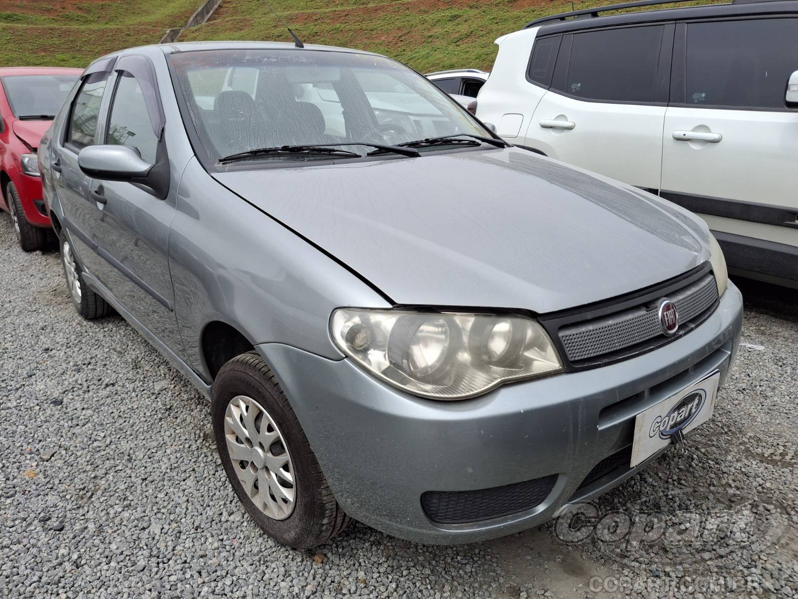 Veículo Fiat Siena Fiat Siena Fire 1.0 2009 Pequena Monta Colisão 2009 em leilão